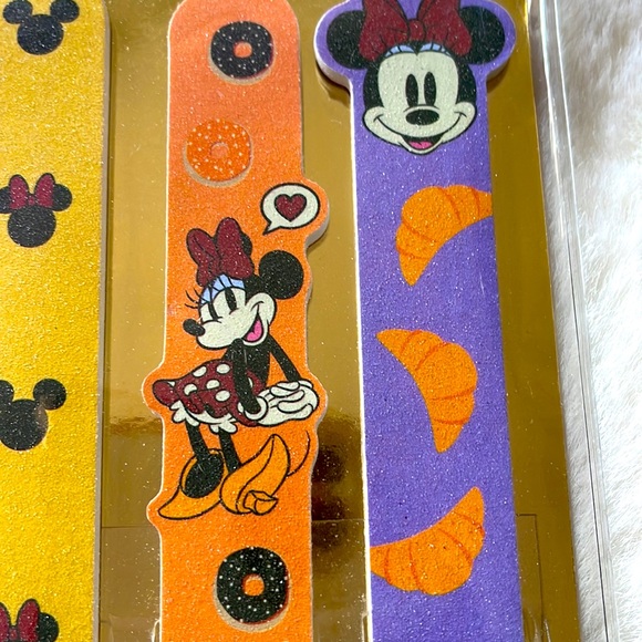 NWT/ the Crème Shop set of 5 MICKEY & MINNIE MOUSE double sided nail files - Picture 2 of 6